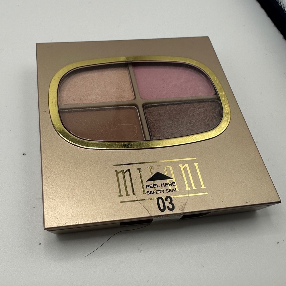 Milani Eyeshadow Quad - 03 Dream Baby 🌸✨